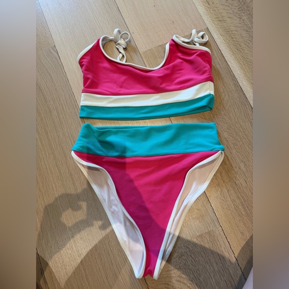 Beach Riot Color Block Bikini - Picture 2 of 6